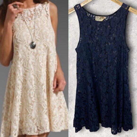 Free People Lace Mini Dress Navy Blue Size XS‎ Bohemian Romantic Eyelet Boho - Picture 1 of 11